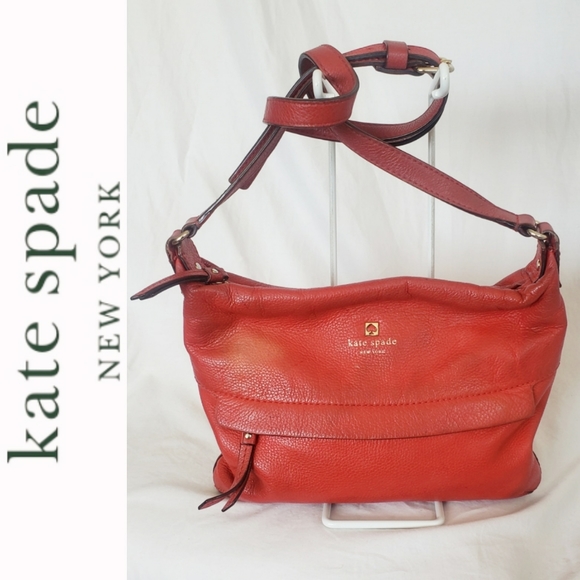 kate spade Handbags - Kate Spade Red Crossbody